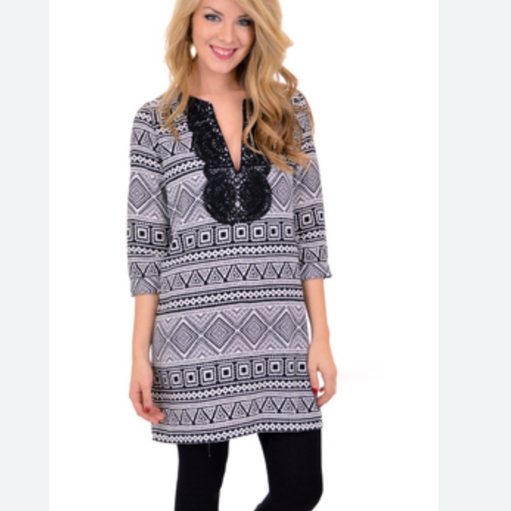 Paris & Me Graphic Tunic Dress